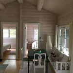 بيت للعطل Log House Near A Child-friendly Sandy *