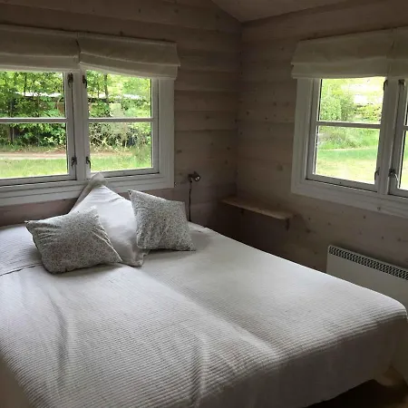 Log House Near A Child-friendly Sandy *