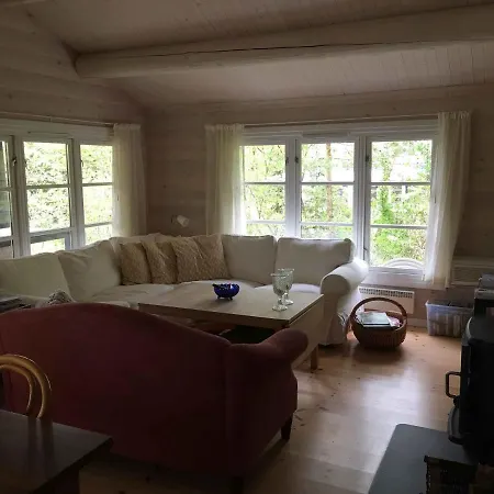 Holiday home Norwegian Loghouse For 8 People, 450 M From Shallow